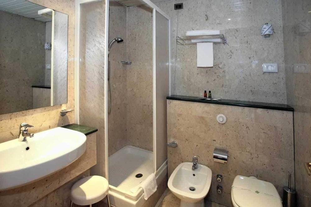 Hotel De Paris Terni Eksteriør bilde