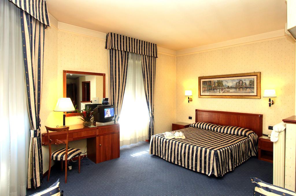 Hotel De Paris Terni Eksteriør bilde